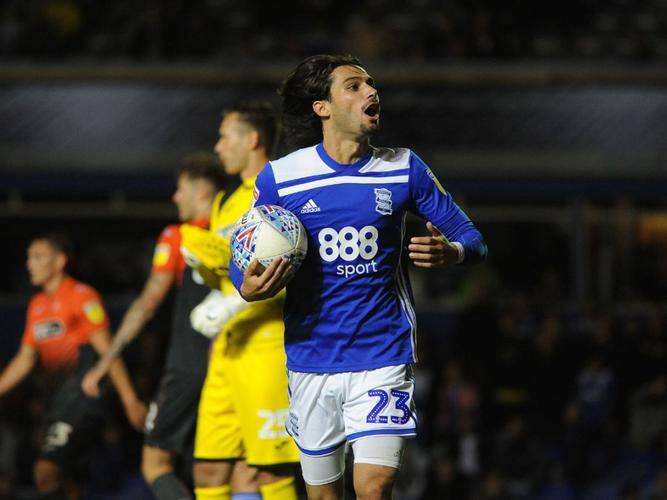 伯明翰城在英格兰足球联赛中爆冷取胜的简单介绍 伯明翰城在英格兰足球联赛中爆冷取胜的简单介绍