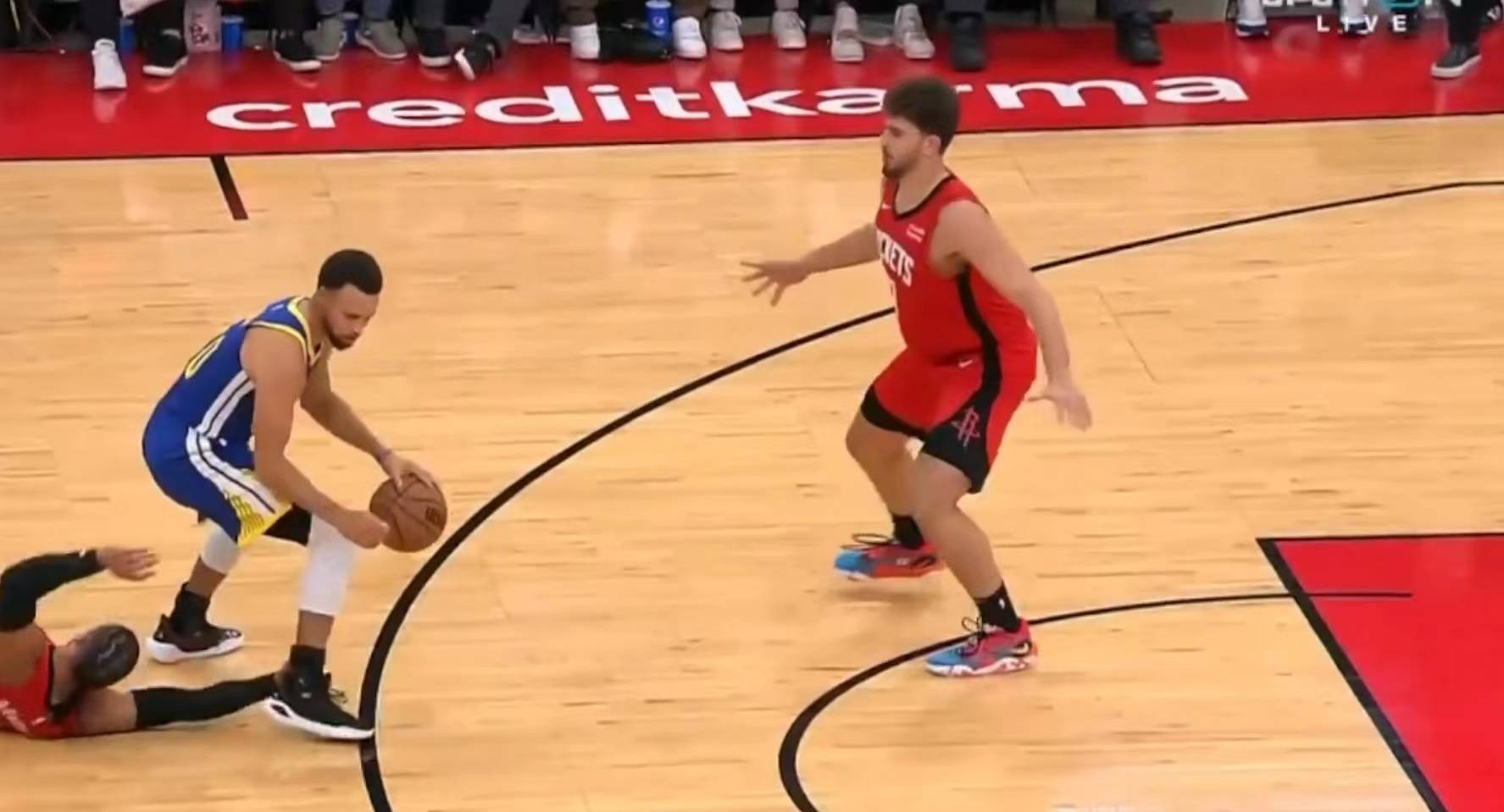 包含火箭再胜活塞，西部霸主稳坐榜首的词条