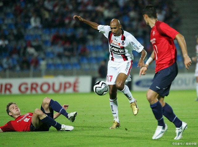 南特攻陷里尔主场，取得可贵三分的简单介绍