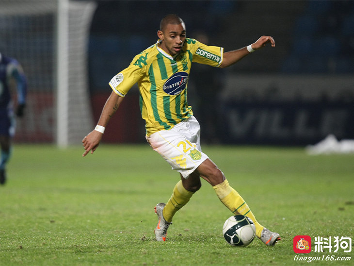 南特攻陷里尔主场，取得可贵三分的简单介绍