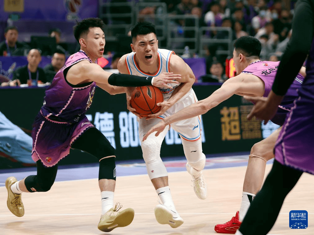 山东男篮击败吉林队，取得胜利