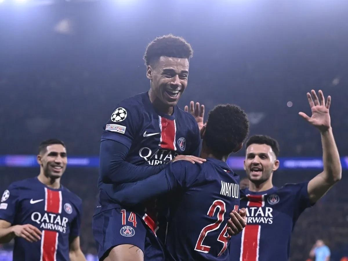 关于巴黎圣日耳曼新晋高手胜出踢球赛的信息 关于巴黎圣日耳曼新晋高手胜出踢球赛的信息