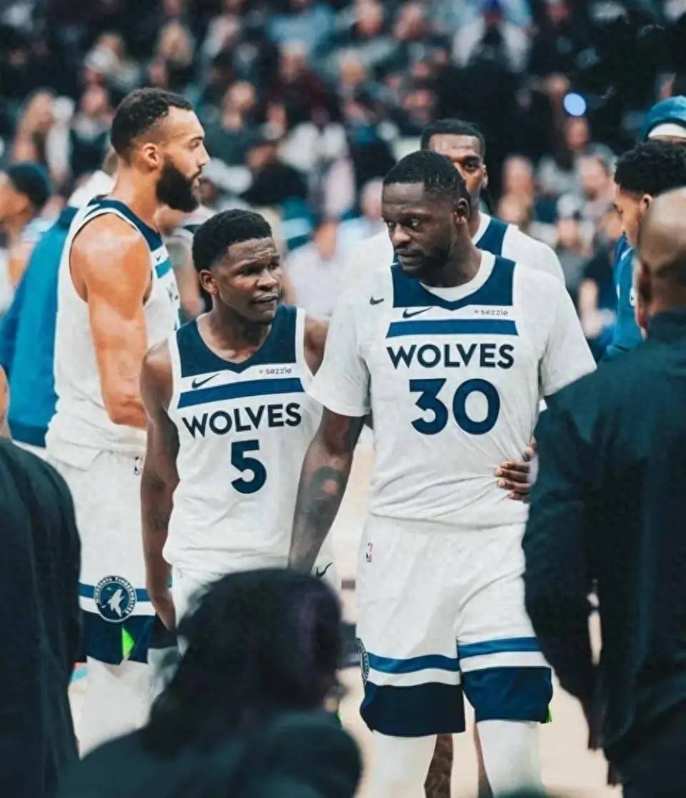 森林狼遭遇困境，鲍尔局势尴尬帮助球队斩获胜利的简单介绍