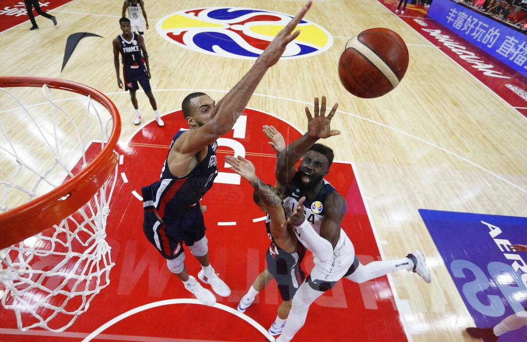 包含勇士B队完胜法国男篮，汉密尔顿关键制胜的词条