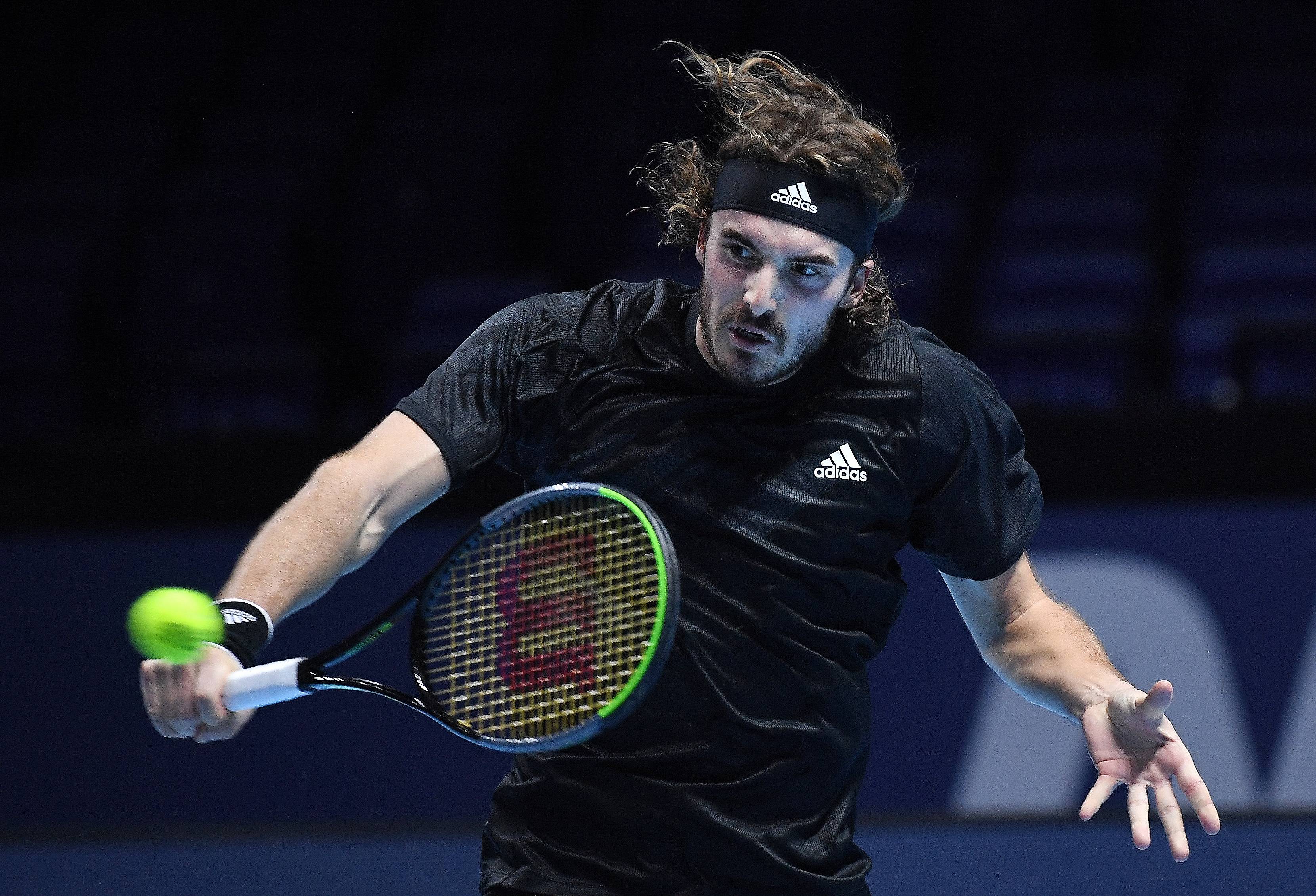 西班牙网球队绝杀欧洲网球队，西西帕斯关键制胜的简单介绍