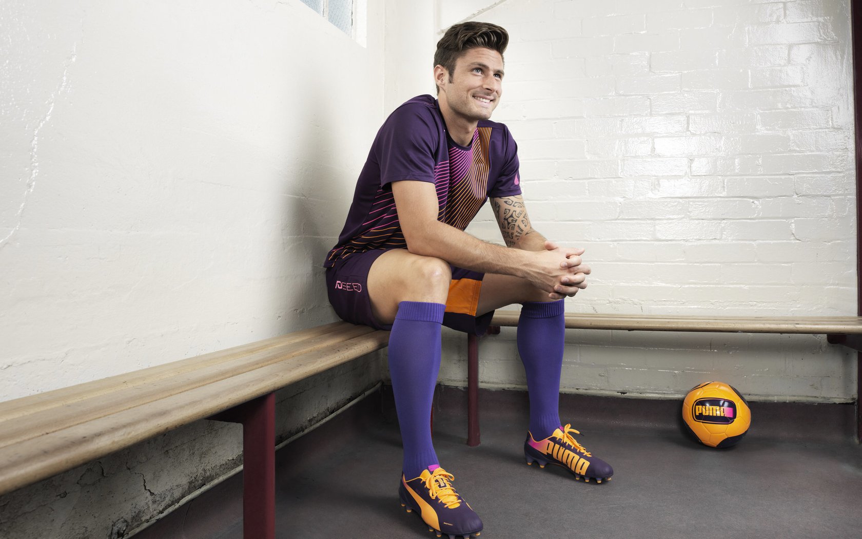 德布劳内一锤定音，罗马争冠战擒下哥伦比亚