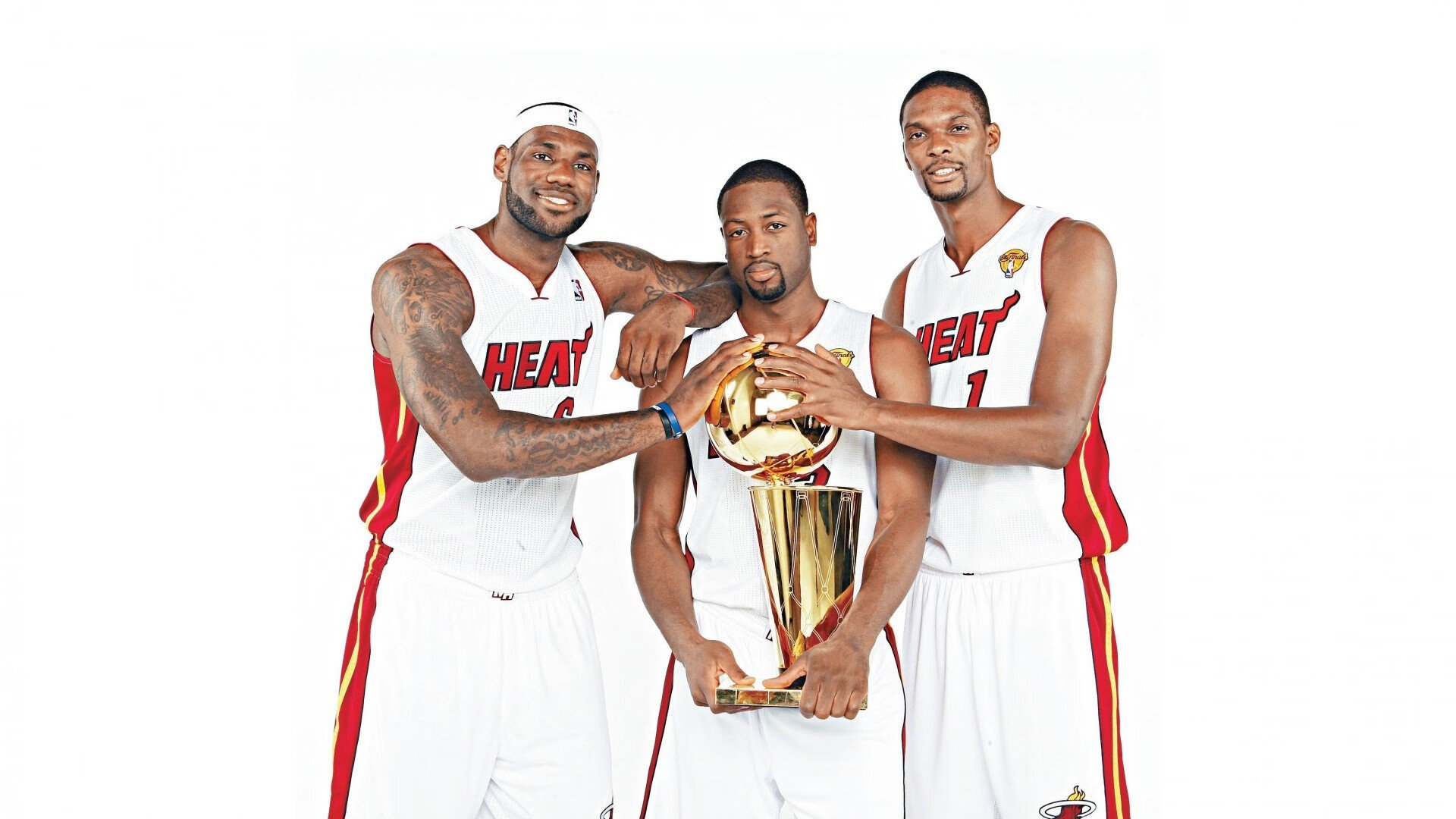 赛道上的王者之心，加维关键回合不手软，F1年度争冠之夜铸就传奇