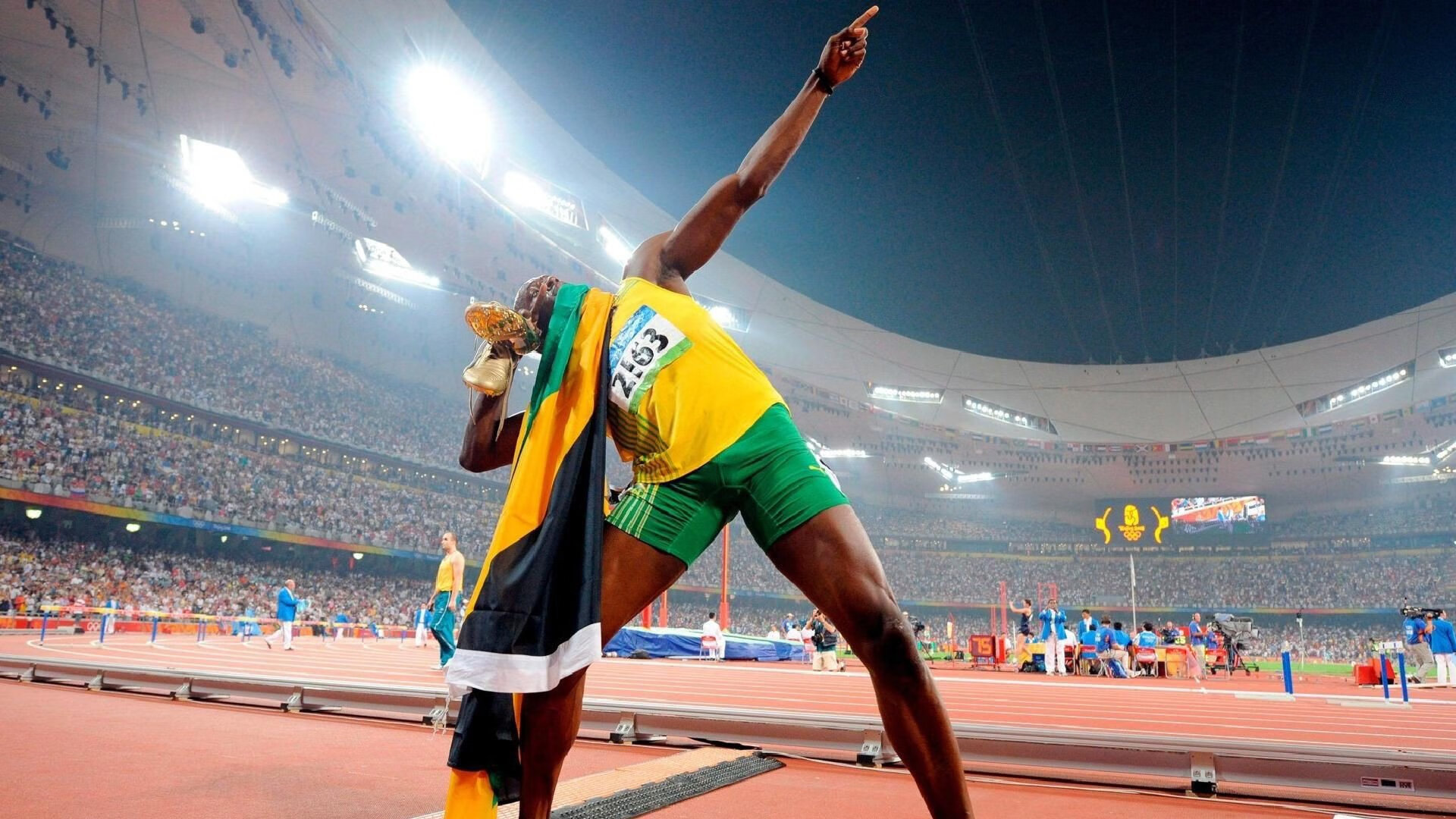 意甲焦点战之夜，李刚仁高光表现照亮亚洲之光